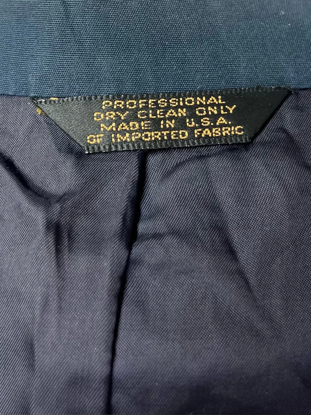 Paul Stuart Navy Blazer with Light Brown Buttons